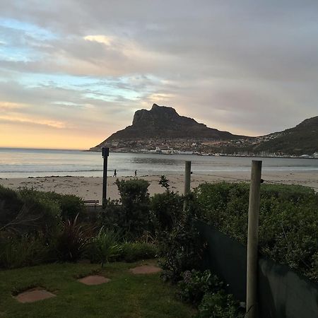 On The Beach Hout Bay Extérieur photo