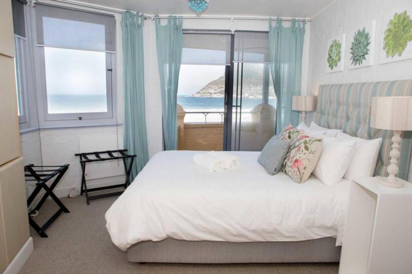 On The Beach Hout Bay Extérieur photo