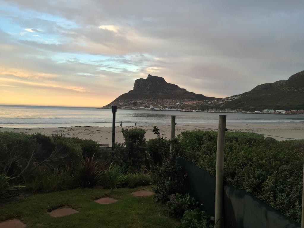 On The Beach Hout Bay Extérieur photo